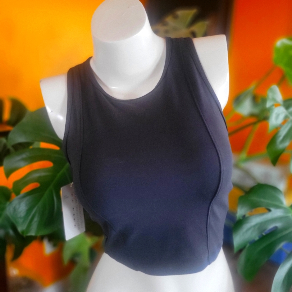 Black Sleeveless Crop Top